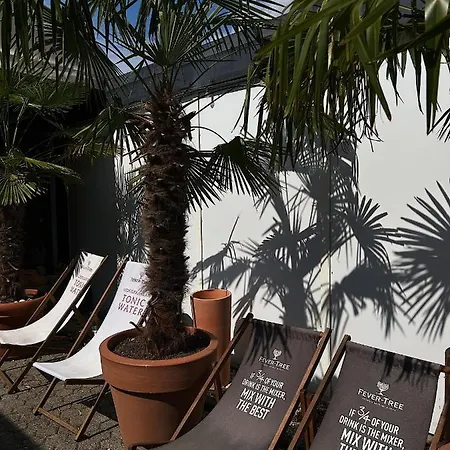 Landhaus Hotel Neuss 酒店 4*