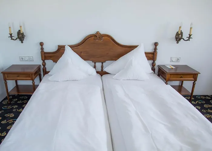 Landhaus Hotel Neuss 4*