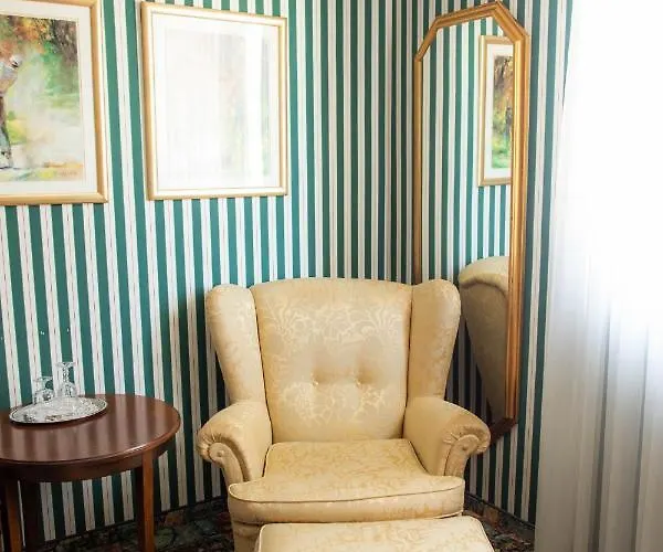 Landhaus Hotel Neuss Hotel