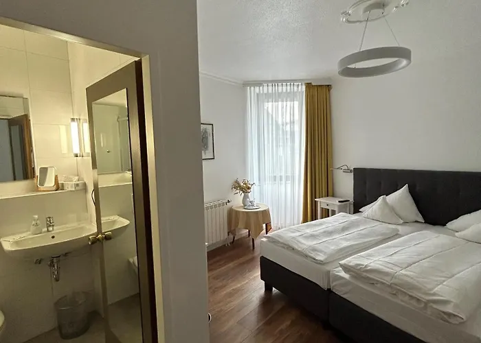 Landhaus Hotel Neuss Hotel 4*